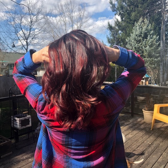 Meet your Posher, Lizabeth - Picture 1 of 1